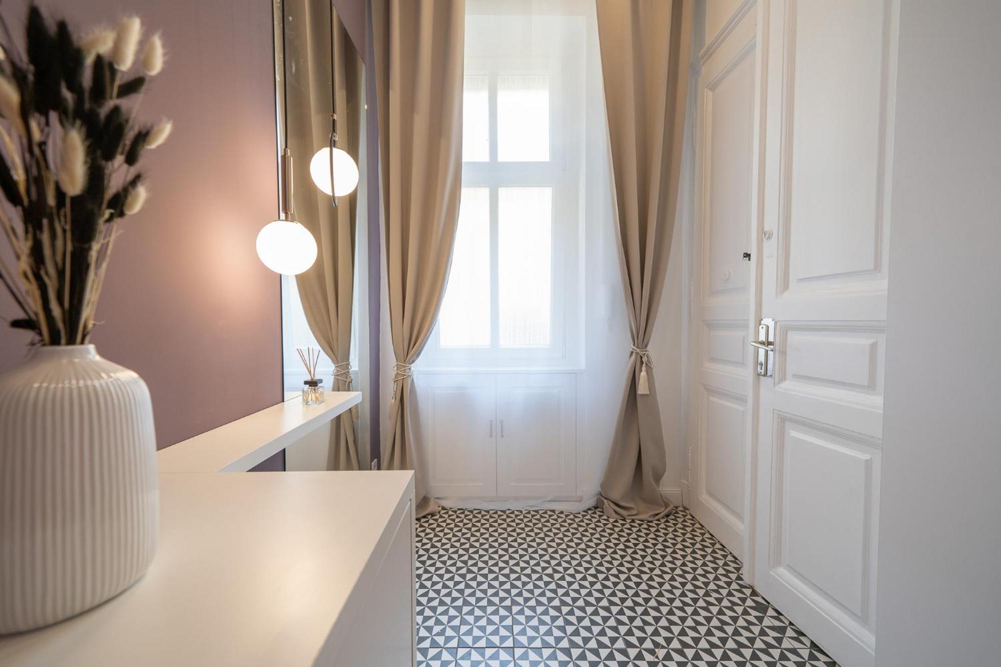 Appartement A27- Boutique Apartments, Location By Bqa