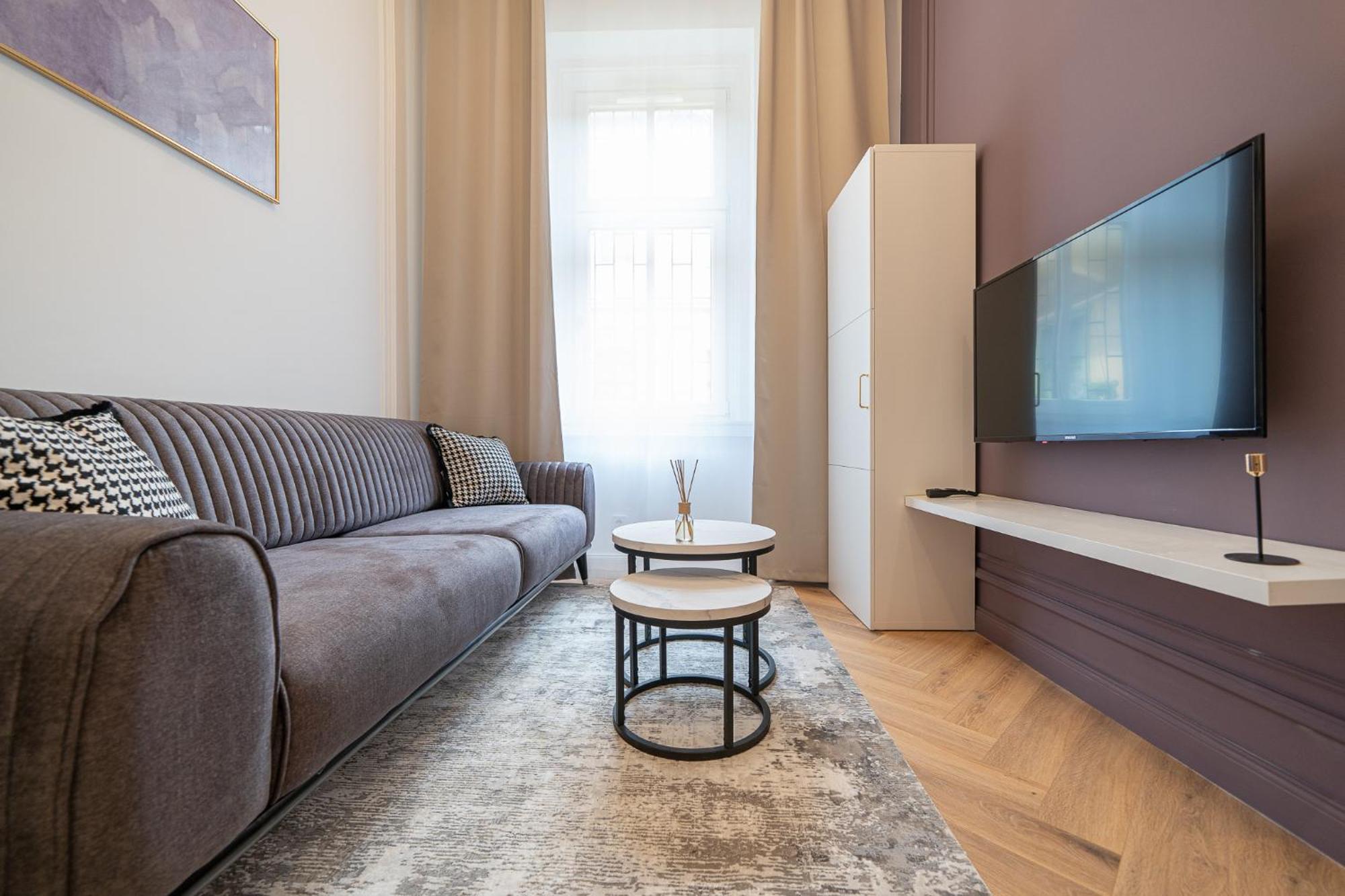 Appartement A27- Boutique Apartments, Location By Bqa
